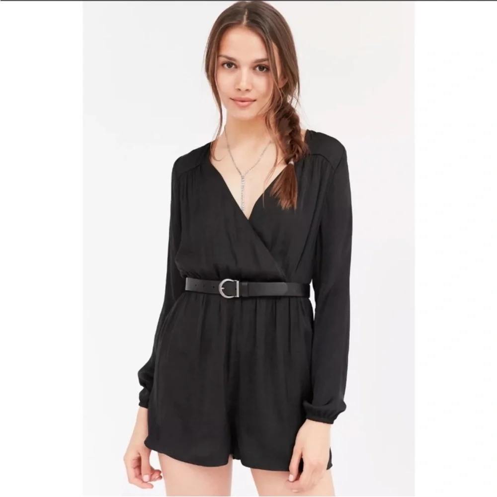 Urban Outfitters Black Jumpsuit - Picture 10 of 11